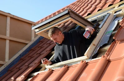 Pose de fenêtres de toit Velux à Longvilliers